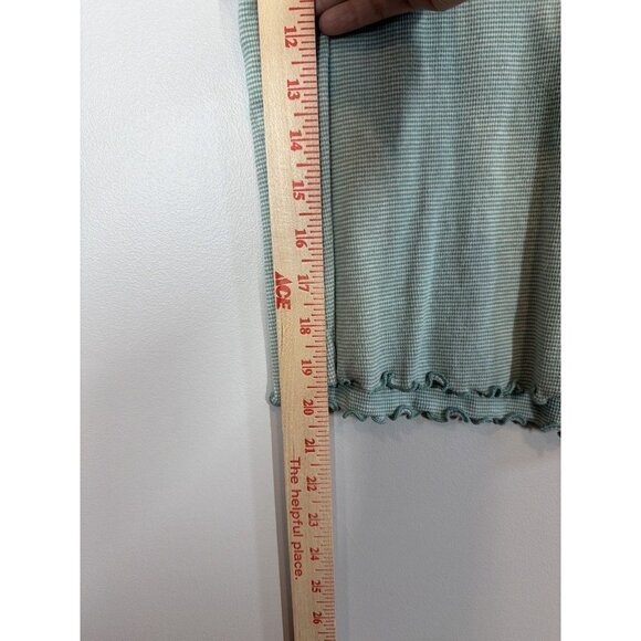 Levi's Dry Goods Light Green Striped V-Neck Tee Medium Ruffled Hem Crop Top - Picture 7 of 7